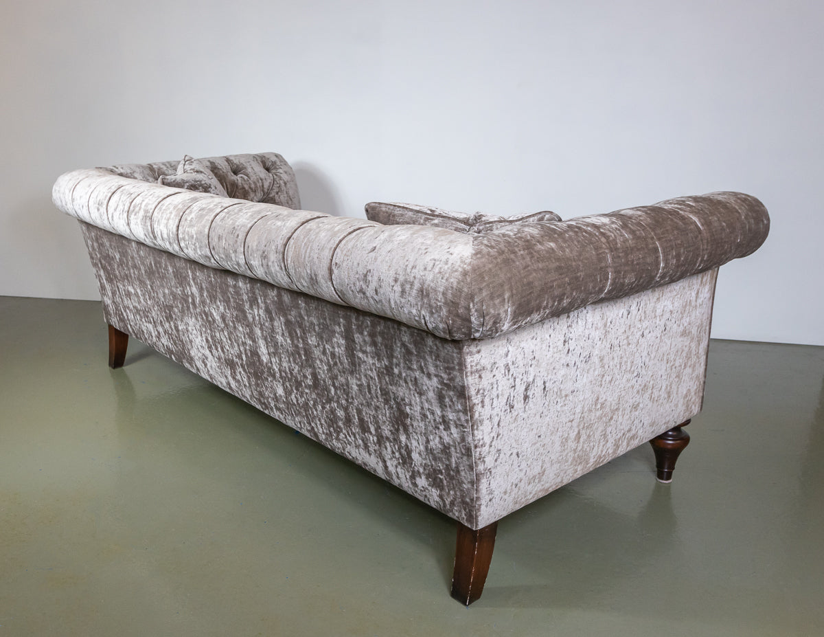 Luxurious Graham & Green Chesterfield sofa (2 units)