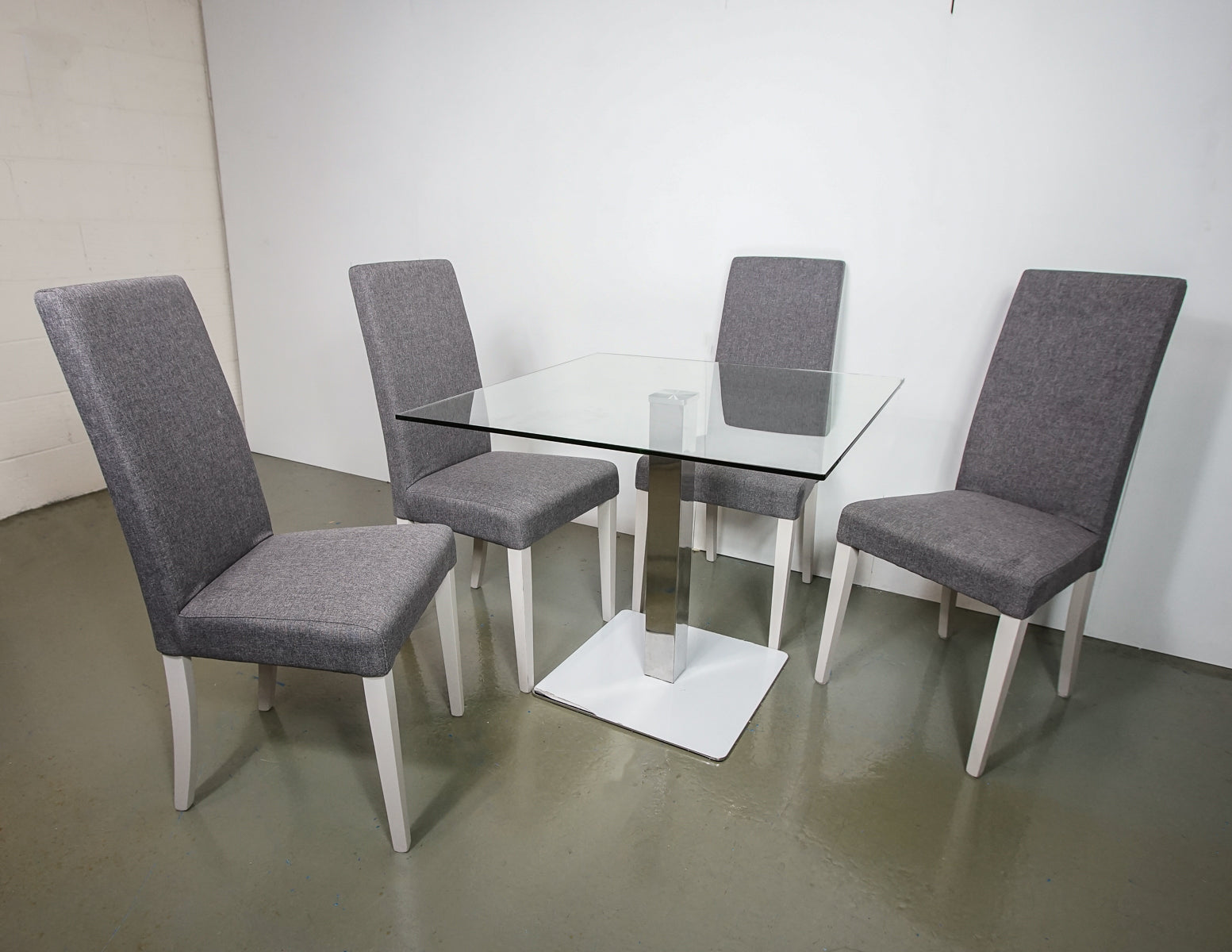 (Fast No-Contact Delivery) John Lewis Dining Table and Chairs