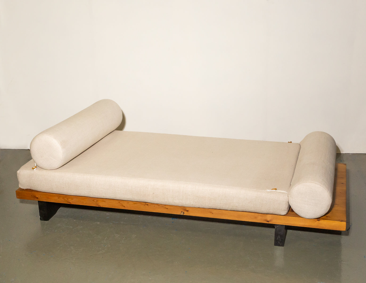 Hill Cross Furniture Daybed